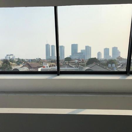 Cozy Puri Hotel Jakarta Buitenkant foto